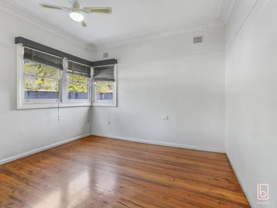 275 The Entrance Road, Erina
