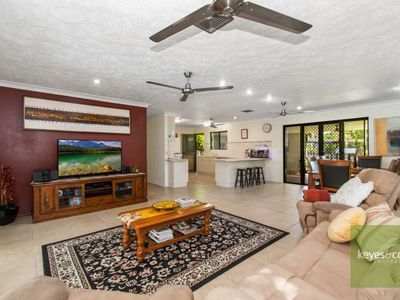 13 Lotus Court, Bushland Beach