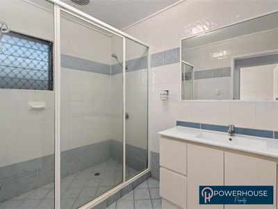54 Moody Street, Manoora