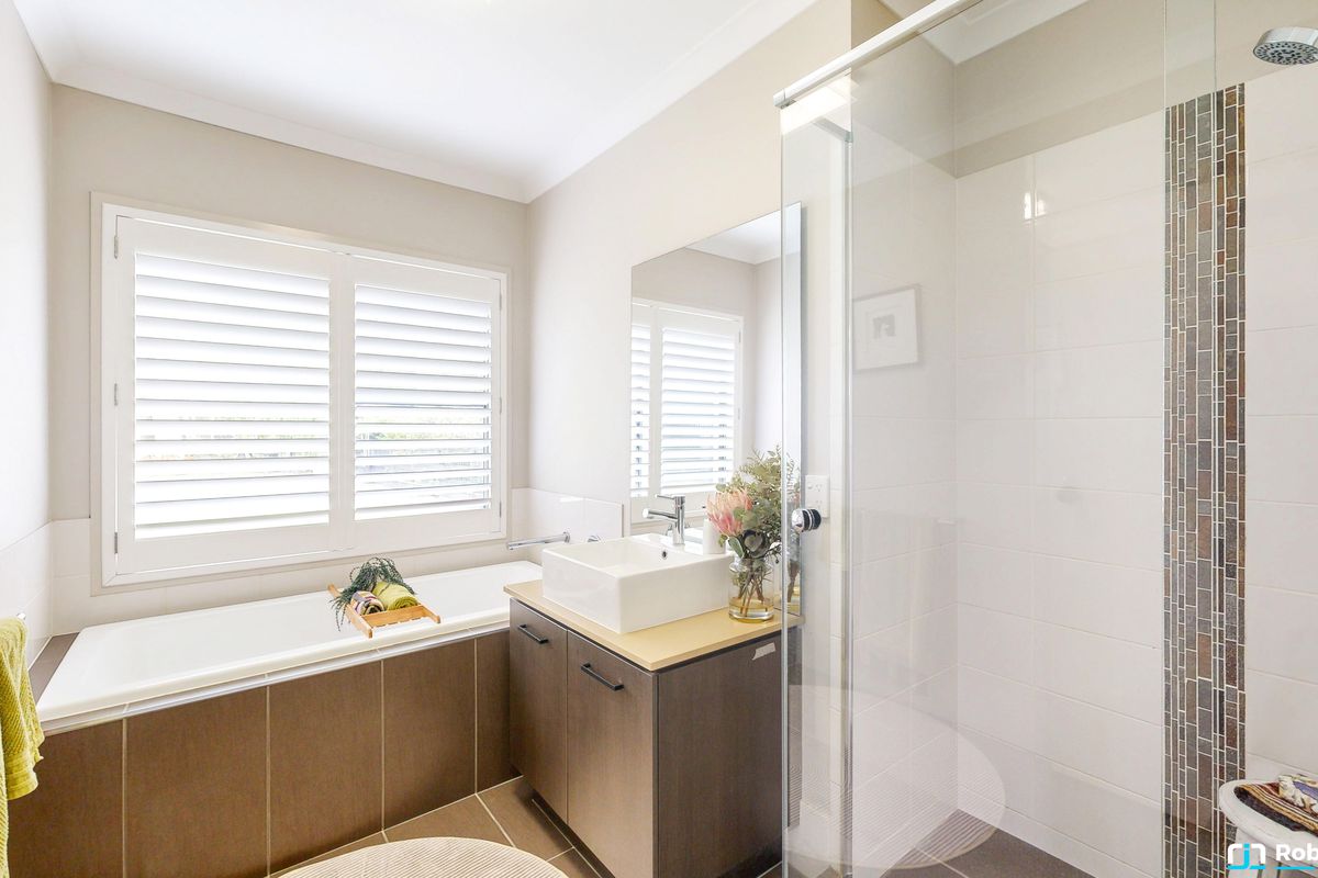 77 Edington Drive, Cooroibah