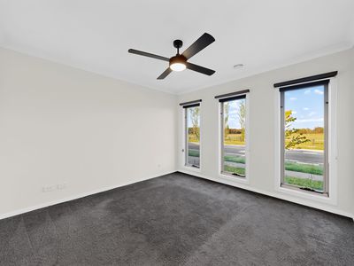 78 Lincoln Avenue, Officer