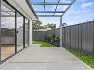 2C Auriel Way, Valley View