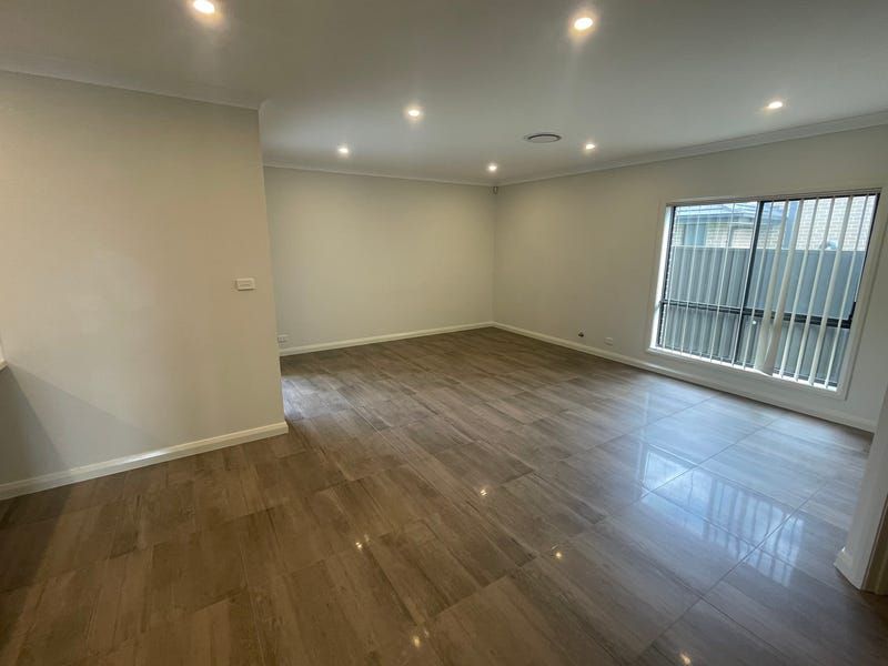 12 Firewheel Circuit, Gregory Hills