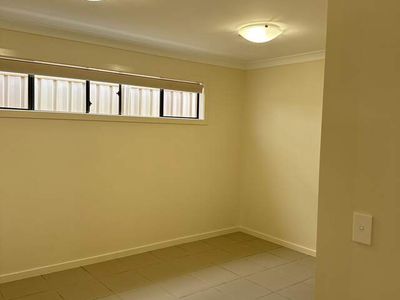 1 / 13 Glenwoods Dr, Glenvale