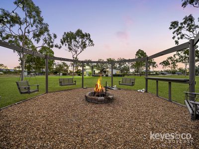 24 Kens Court, Alice River