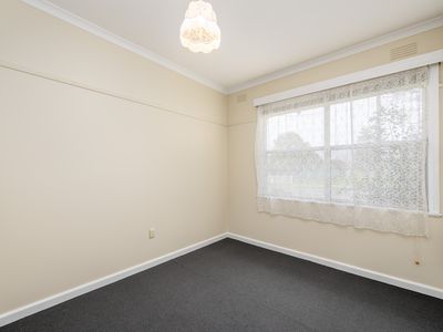17 Malcolm Crescent, Shepparton