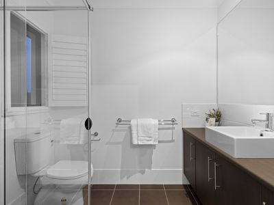 15 Brokenwood Circuit, Gumdale