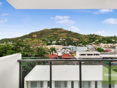 25 / 5 Kingsway Place, Townsville City