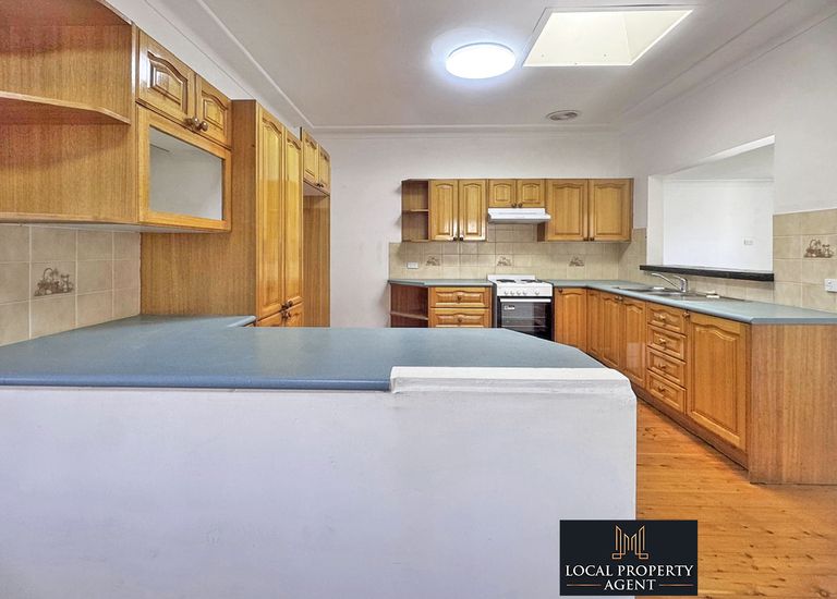 12 Paterson St, Campbelltown