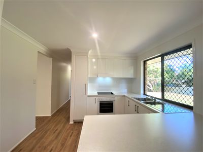 25 Quantock Court, Rochedale South