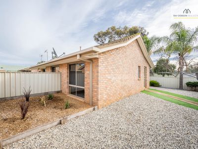 4 / 2 Homewood Drive, Mooroopna