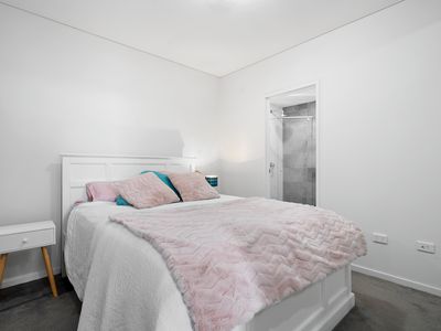407 / 33 Simon Street, Tallawong