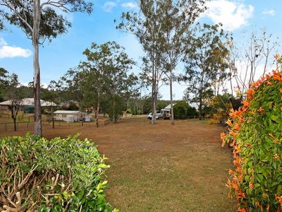 230 Lansdowne Way, Chuwar
