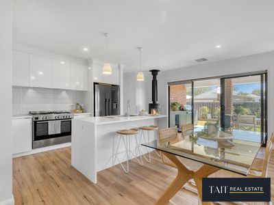 15 Sarakos Circuit, Wangaratta