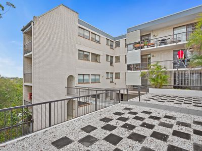 1 / 148 Sherwood Road, Toowong