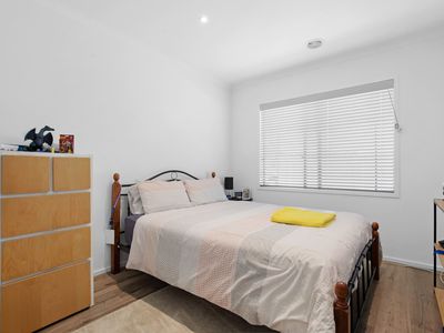 3 Razorbill Terrace, Werribee
