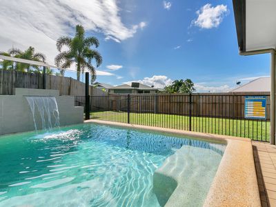 1 LAIDLEY CLOSE, Bentley Park