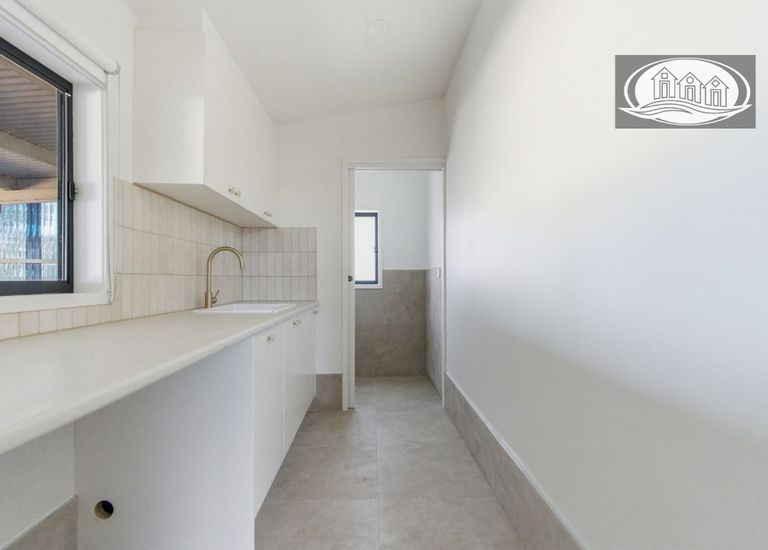 138 Oakleys Road, Portland