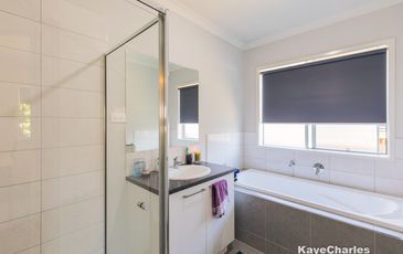 57 Grant Parade, Officer