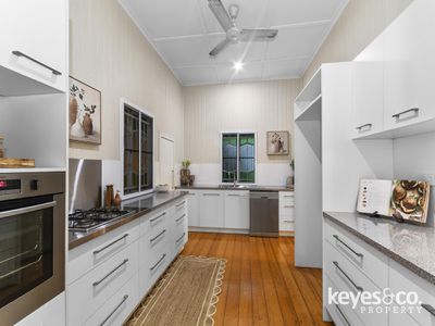 27 Davidson Street, South Townsville