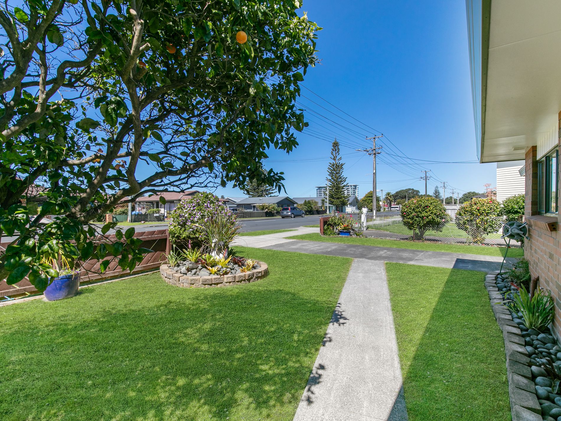 1 / 222 Centreway Drive, Orewa