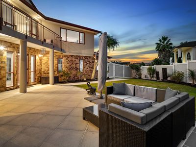 13 Onemana Way, Te Atatu Peninsula