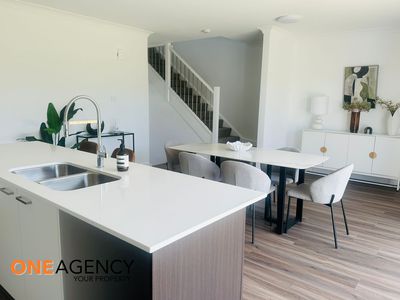 10 Absalom, Riverstone