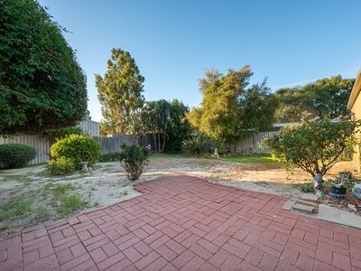 5 Grasmere Place, Kelmscott