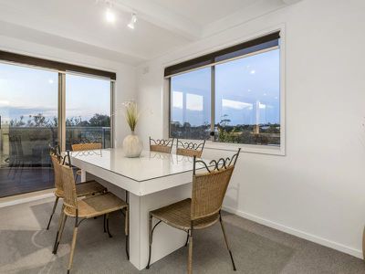 6 Robyn Court, Rye
