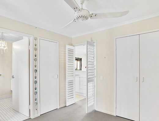 One Bedroom unit in Over 50's Village image 6