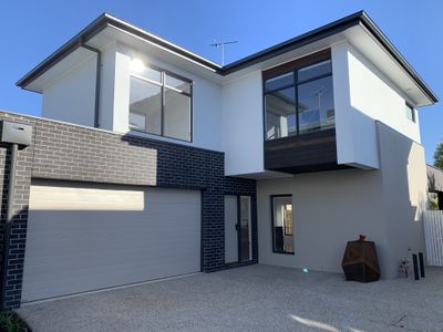 3 / 114-116 Isabella Street, Geelong West