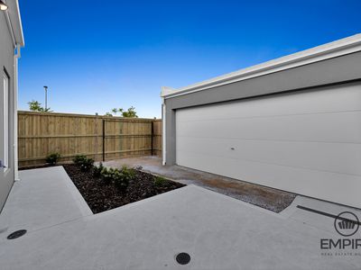 89 Burnbank Parade, Clyde North