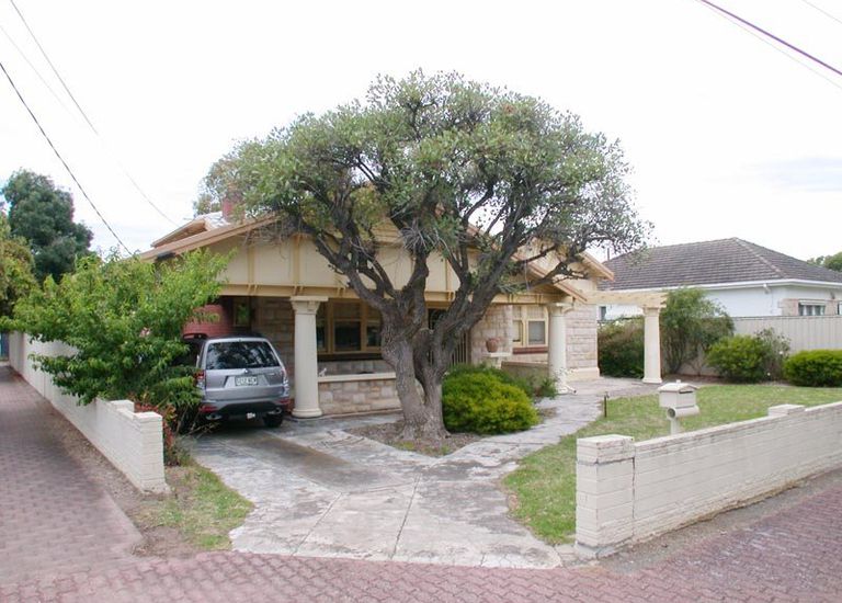 117 Augusta Street, Glenelg East