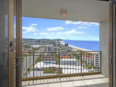 16F / 973 Gold Coast Highway, Palm Beach