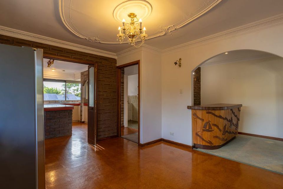 25 Liverpool Street , Shoalwater