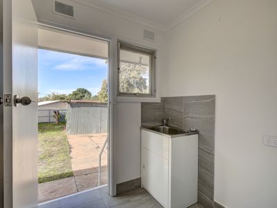 24 Eustace Crescent, Christie Downs