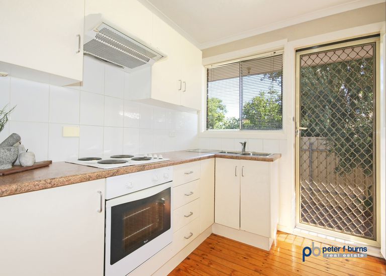 2 / 2 Storey Avenue, Aldinga Beach