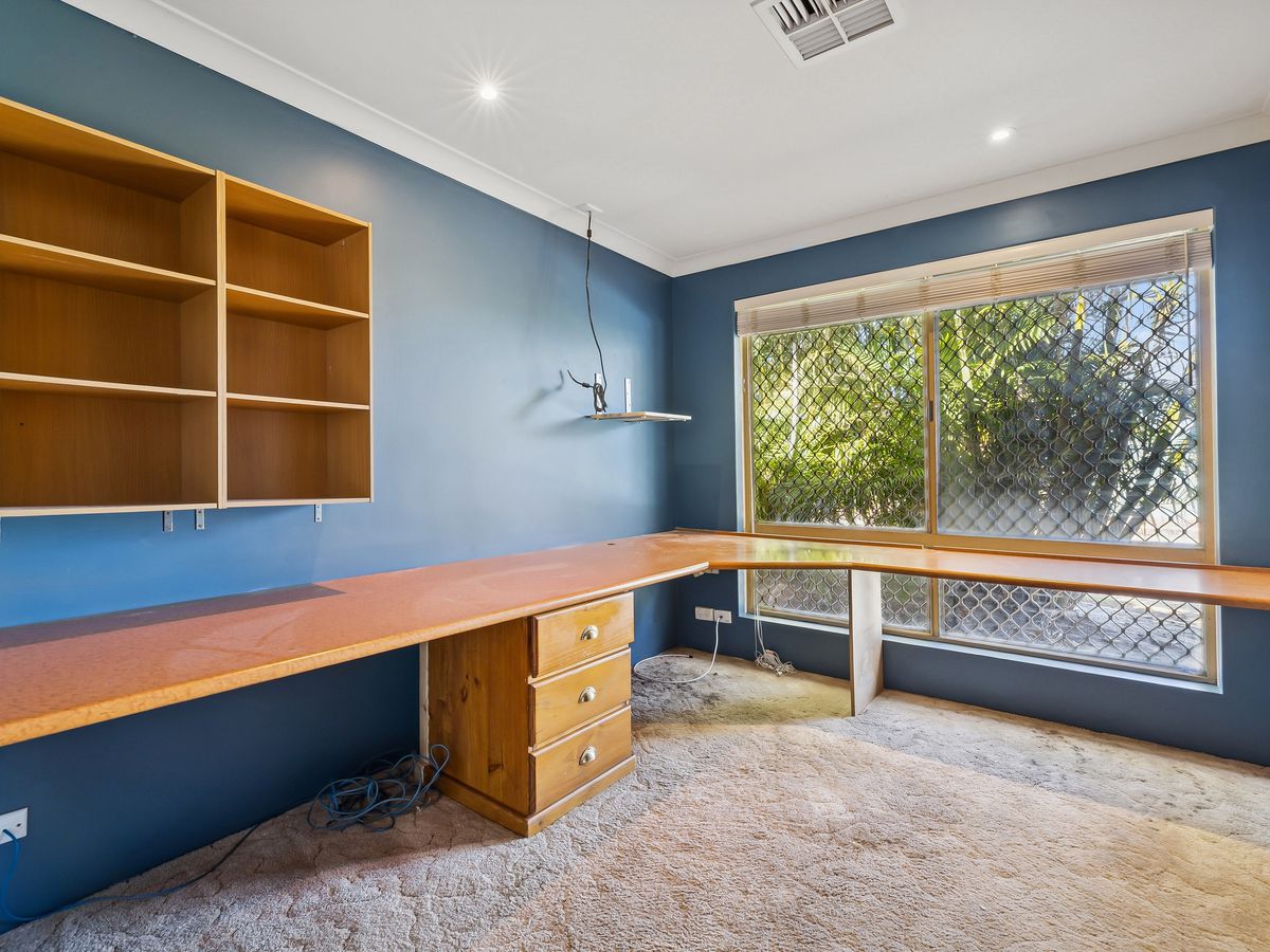 56 Camarino Drive, Woodvale