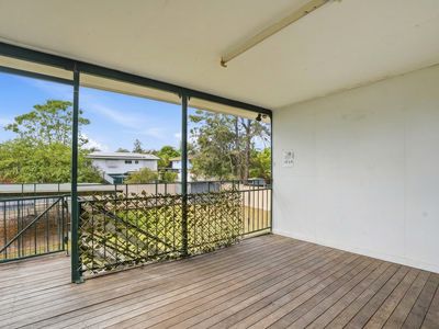 208 Kruger Parade, Bellbird Park