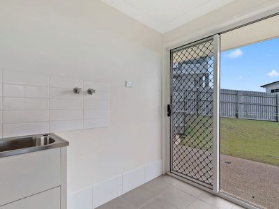 39 Sandy View Drive, Nikenbah