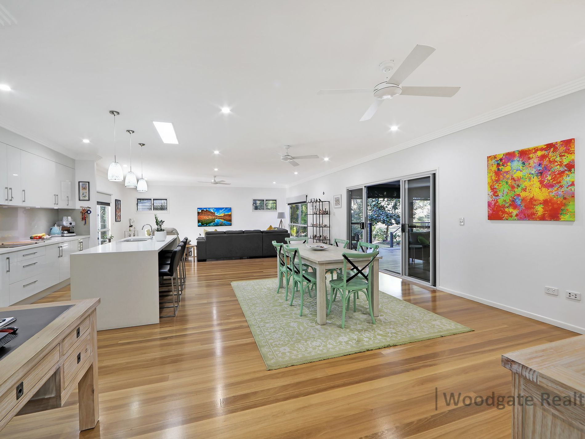 10 PAPERBARK COURT, Woodgate