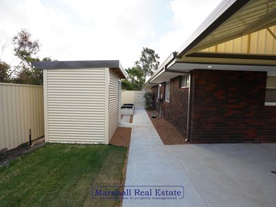 2b Lucine Court, Heathridge