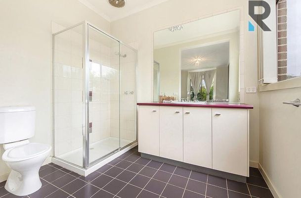 16 Explorers Place, Craigieburn