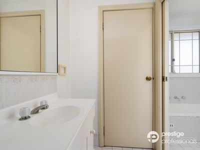 3B Wellwood Avenue, Moorebank