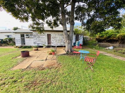 8 Gabbee Street, Kingaroy