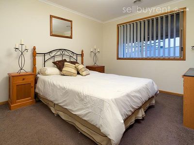 31 THORNEYCROFT AVENUE, Wodonga