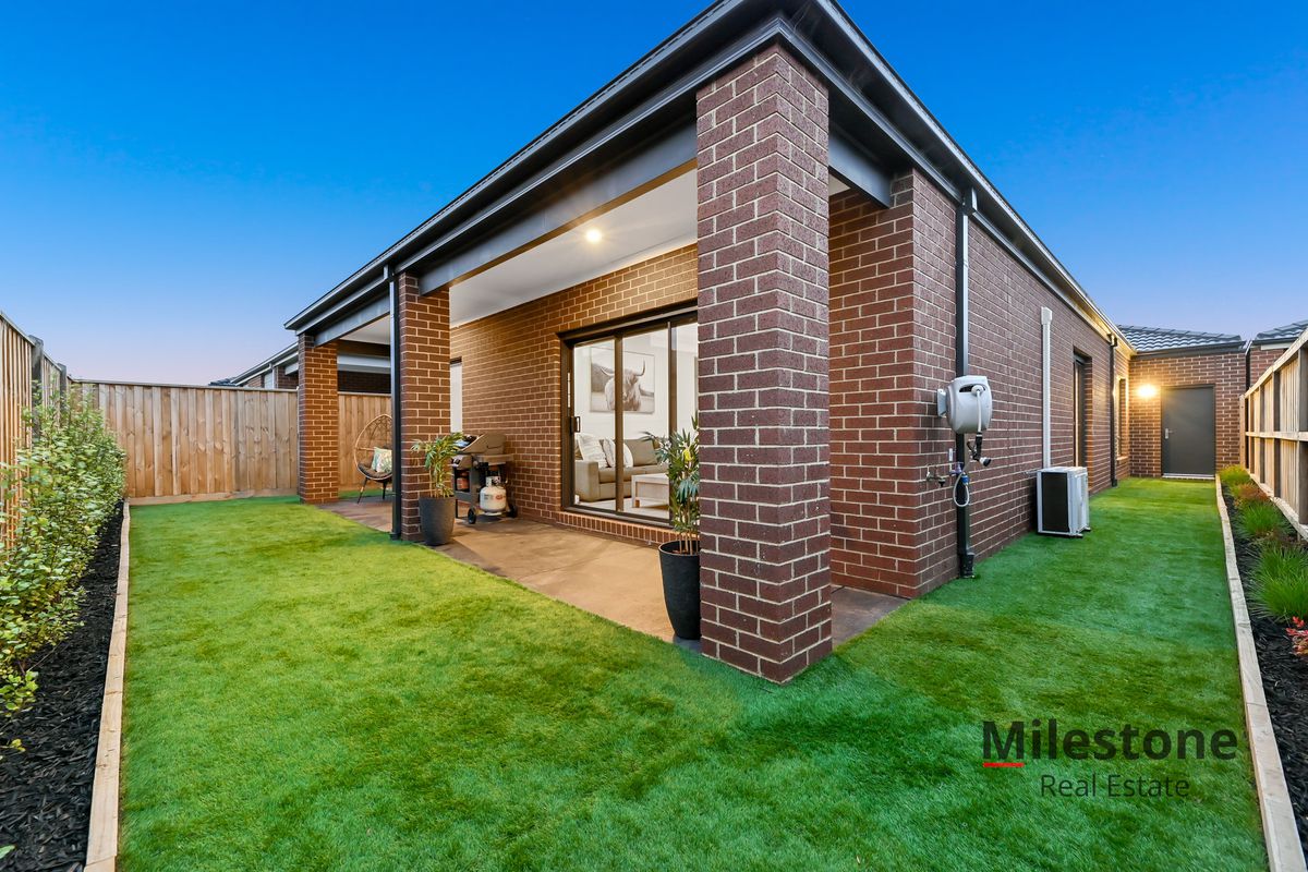 10 Dalmatian street, Cranbourne East