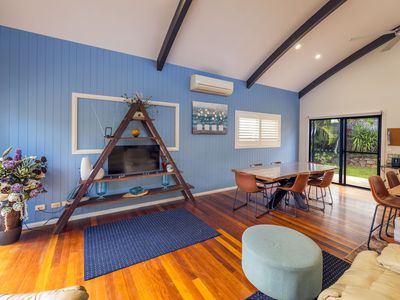 13 Honeyeater Way, Coffs Harbour