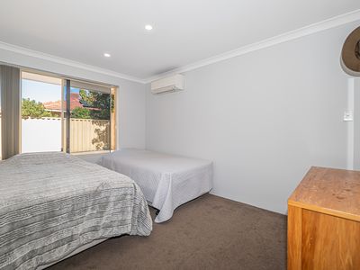15 Frampton Crescent, Canning Vale