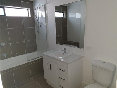 2 / 15 Hawthorn Street, Beaudesert